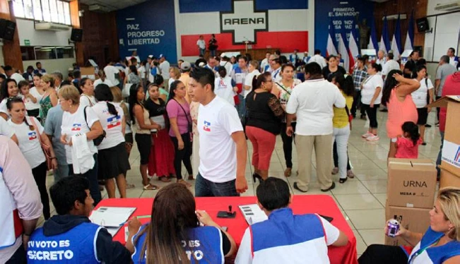 Arena reprograma elecciones internas para el 16 de julio