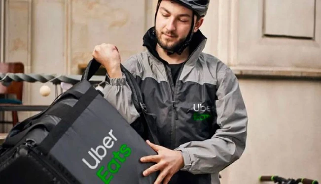 De entregar comida, Uber Eats abre su aplicación a nuevos comercios