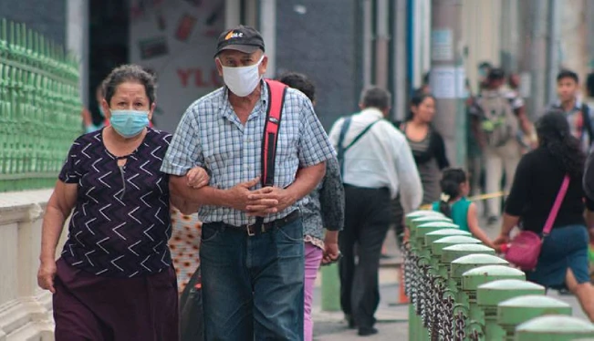 Solo un 12 % de los mayores de 65 años tiene una pensión en El Salvador