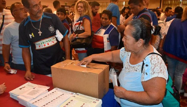Algunos partidos políticos no hicieron públicas sus elecciones internas
