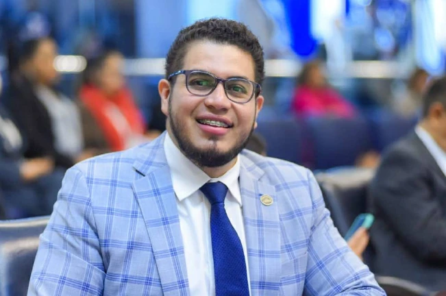 Nuevas Ideas abre investigación por acusaciones contra diputado Erick García