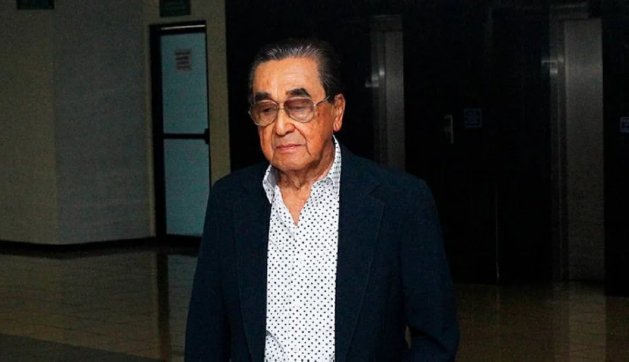 Publicista César Funes fue separado de juicio tras peritaje psiquiátrico