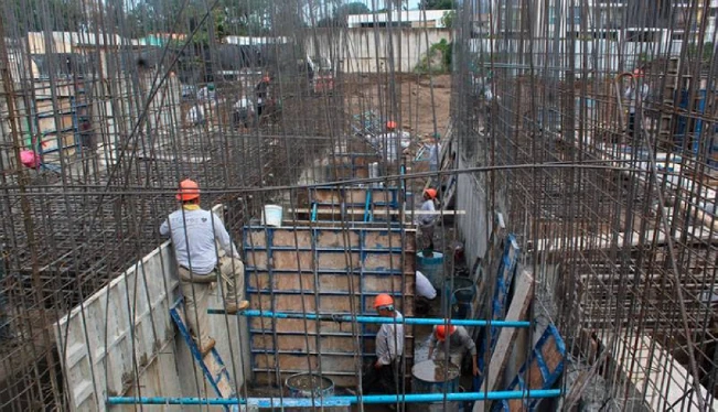 BCR prevé que la economía crezca un 2.6 % en 2023, sostenida por la construcción