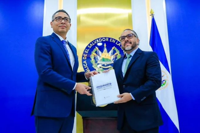 Gobierno presenta presupuesto estatal por $9,068.7 millones para 2024