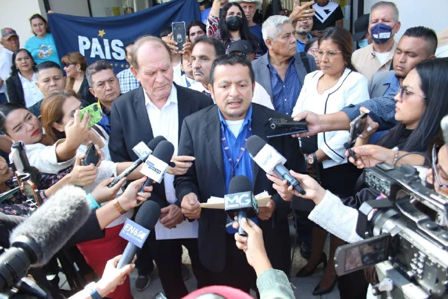 Abogado de PAIS denuncia a magistrados del TSE por supuesto "fraude"
