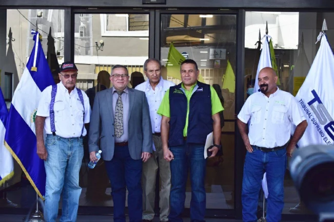 Fuerza Solidaria pide inscribir a candidatos a presidente y diputados