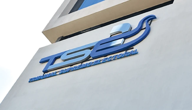 TSE resuelve inscribir a Nayib Bukele y Manuel Flores como candidatos a Presidente