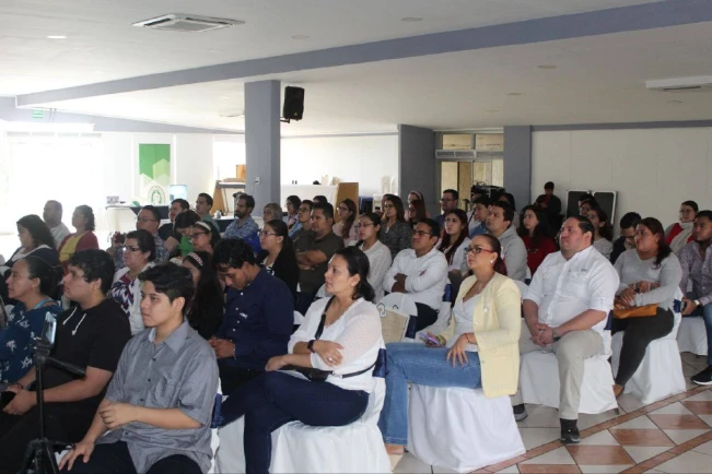 Gremio médico realiza jornada de capacitación sobre el pie diabético y cómo abordar su atención