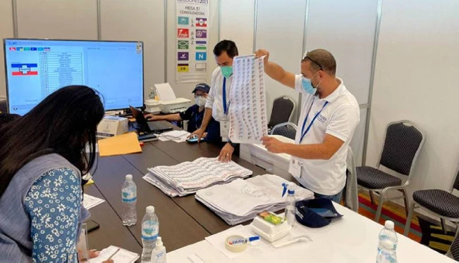 TSE prepara adquisición de redes y salones para el escrutinio final 2024