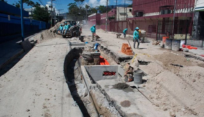 Trabajos de cableado subterráneo en calle Rubén Darío terminarían en diciembre: obreros