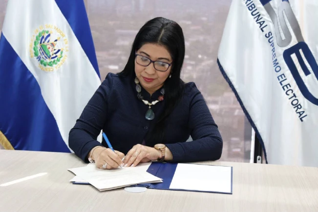 TSE firma convenio para servicio de energía eléctrica y telecomunicaciones en centros de votación