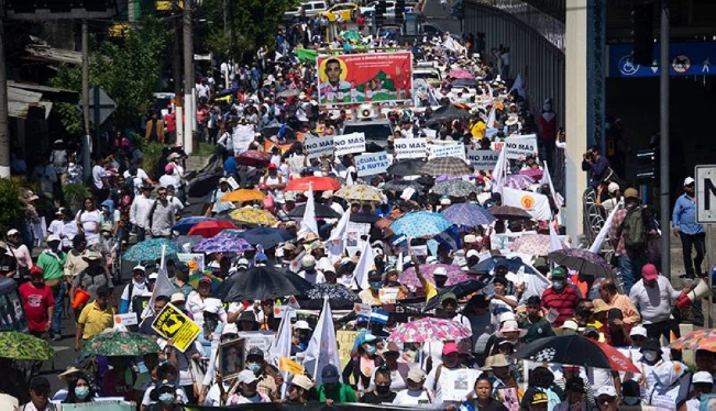 Ocho de cada diez salvadoreños “nunca” protestarían en redes o manifestaciones