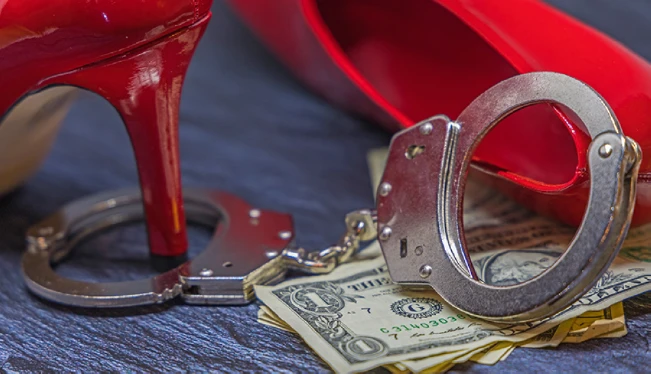 Arrestan en Maryland a salvadoreña acusada de prostitución