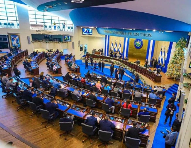 Estos son los candidatos a diputados propietarios inscritos para 2024
