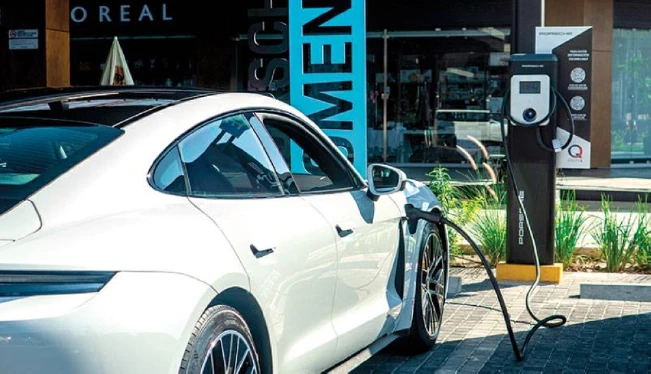Porsche instalará cinco electrolineras en el primer trimestre de 2024
