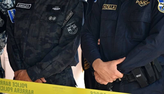 Denuncian más de 2,600 policías cesados y sin indemnización en administración Bukele