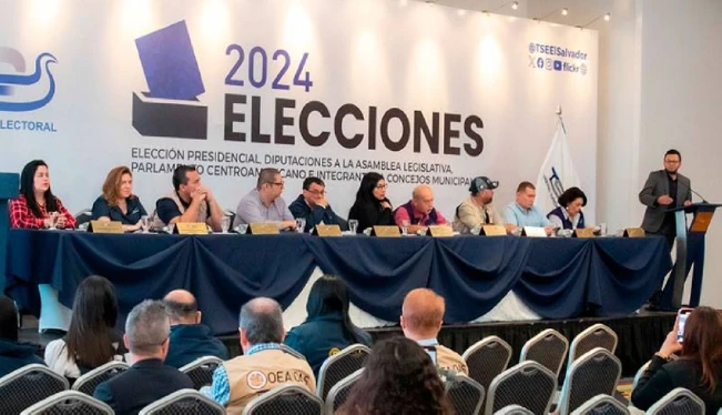 Candidatos de oposición desconfían del proceso a dos días de elecciones