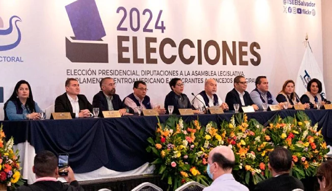 TSE contará voto por voto para definir diputados, por fallas en la transmisión