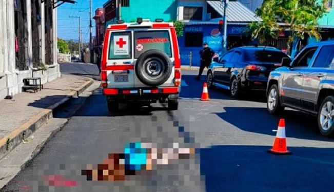 Una mujer fue arrollada por buseta 29C1 en el centro
