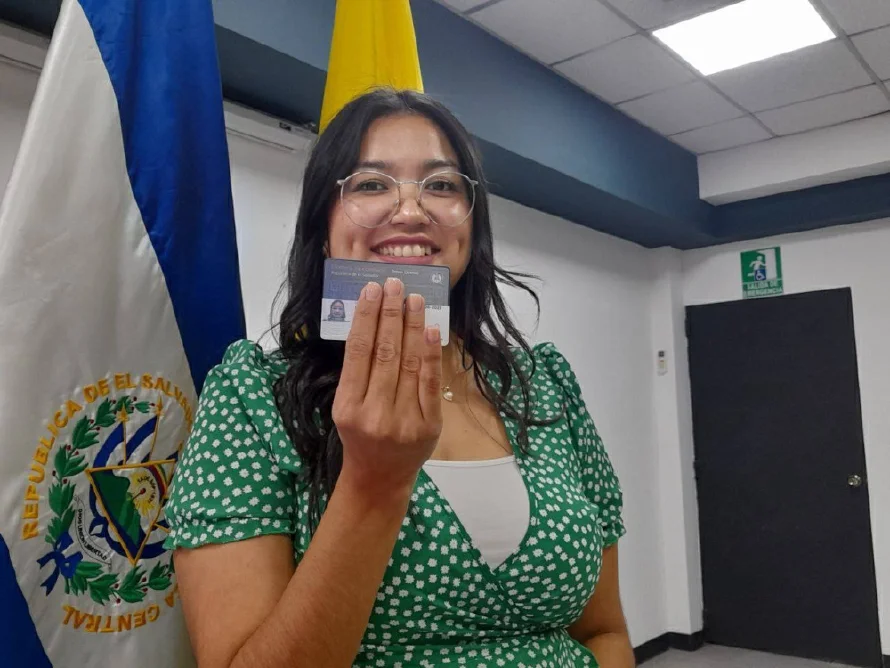 Sertracen y MOPT anuncian trámite en línea para renovar licencia de conducir y tarjeta de circulación