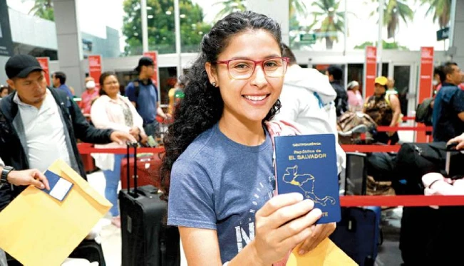 Cerca de 3,000 salvadoreños han viajado a Canadá con visas de empleo temporal