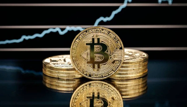 El bitcoin supera los $60,000 y Bukele asegura que el país tiene 40 % de ganancias