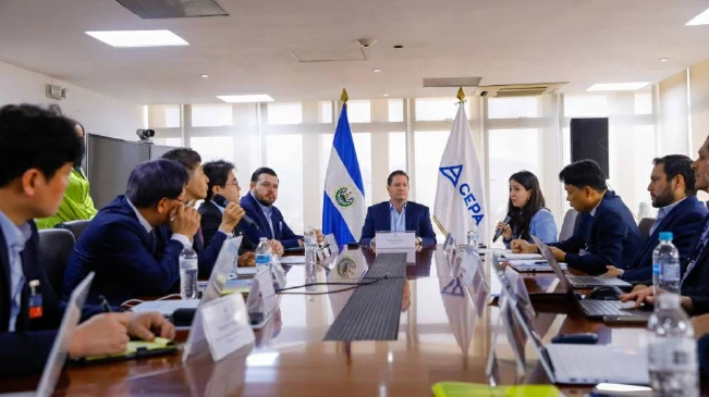 El Salvador y Corea planifican estudio de factibilidad para astillero en Puerto de La Unión
