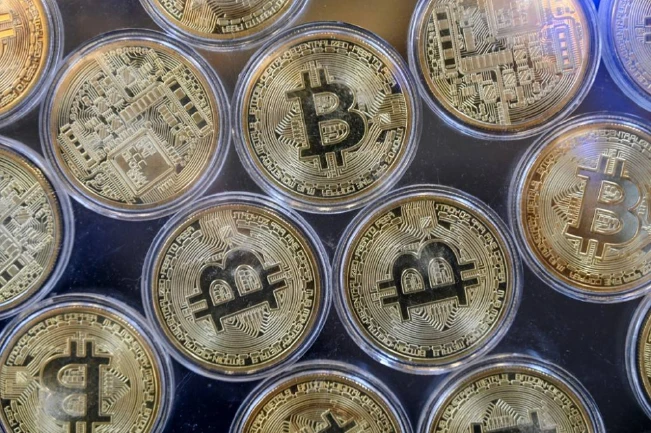 Bukele anuncia la “primera alcancía en bitcoins” de El Salvador