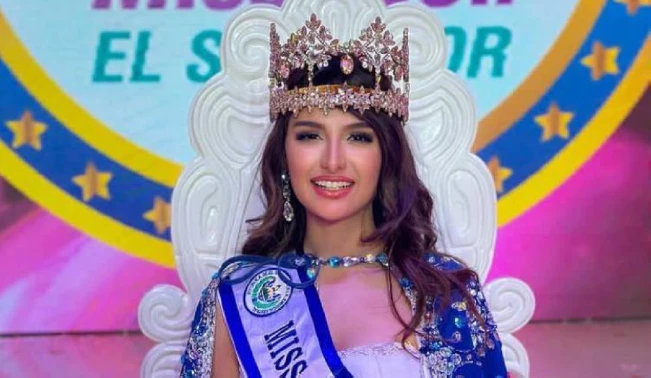 Ligia Sofía López es elegida Miss Teen El Salvador 2024