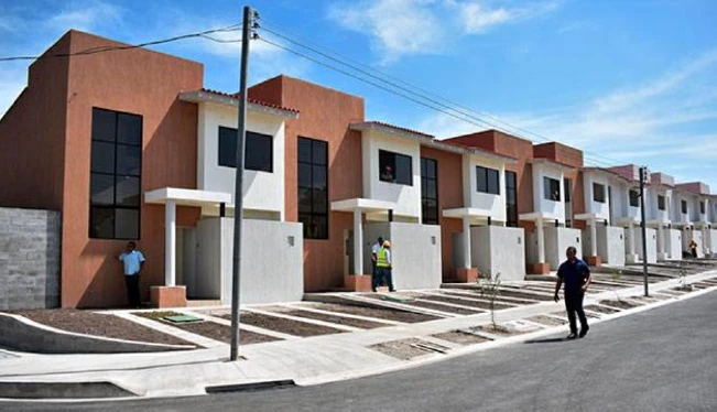 La compra de casas de los salvadoreños en el exterior crece más de 50 % este 2024