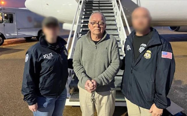 EEUU expulsa a salvadoreño acusado de ser de los escuadrones de la muerte