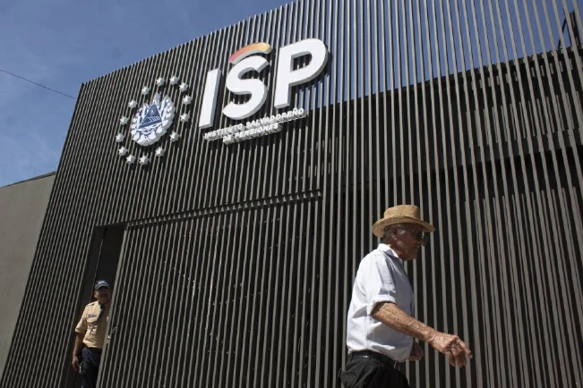 Instituto de Pensiones y Consejo de Salud estarán en directiva del ISSS