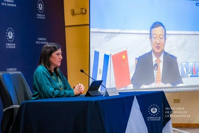 El Salvador y China comienzan negociaciones de un tratado de libre comercio