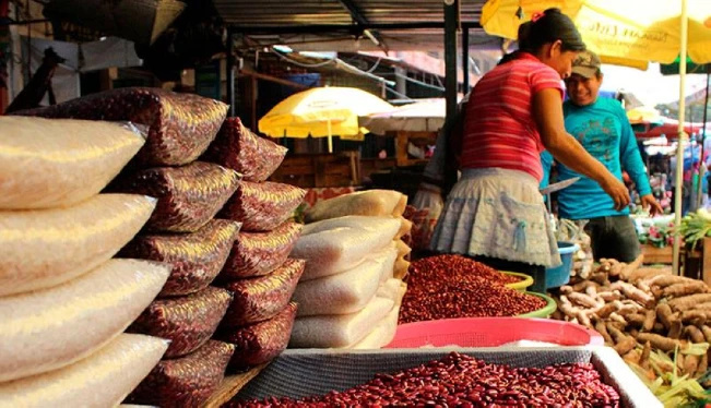 El 74 % de la dieta de los hogares rurales depende de maíz, frijoles y arroz