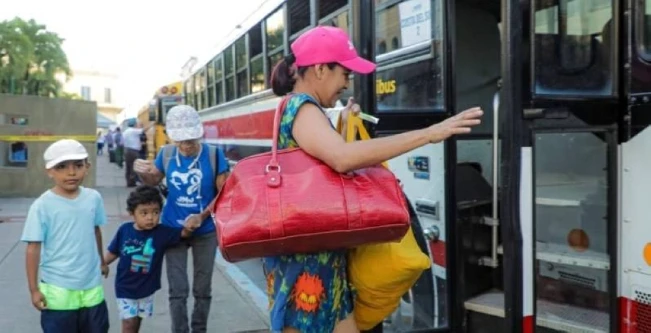 Prorrogan hasta agosto 2025 ley de subsidio al transporte público y cajas únicas