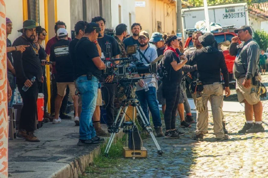 Película salvadoreña “Luciérnagas en el Mozote” será concluida en julio