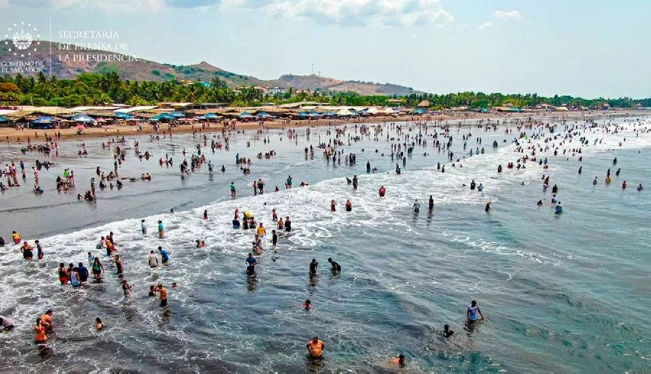 La llegada de turistas internacionales a El Salvador creció un 90 % desde 2019