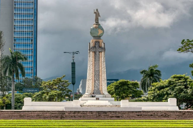 CAF aprobó más de $290 millones para El Salvador en 2023