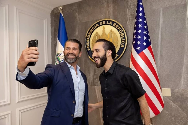 Hijo de Donald Trump felicita a Bukele por “aplastante victoria”