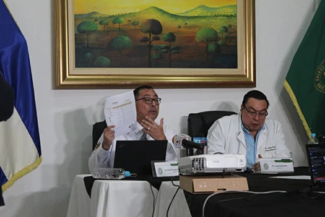 Médicos alertan de incrementos en gripes, fiebre tifoidea y dengue