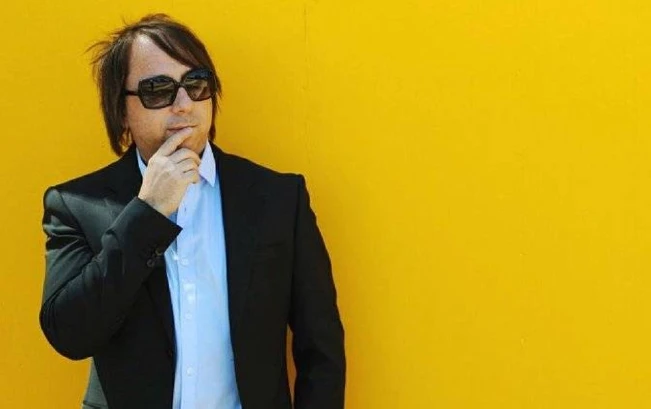 Bukele contrata a Brian Roemmele, experto en inteligencia artificial, como asesor