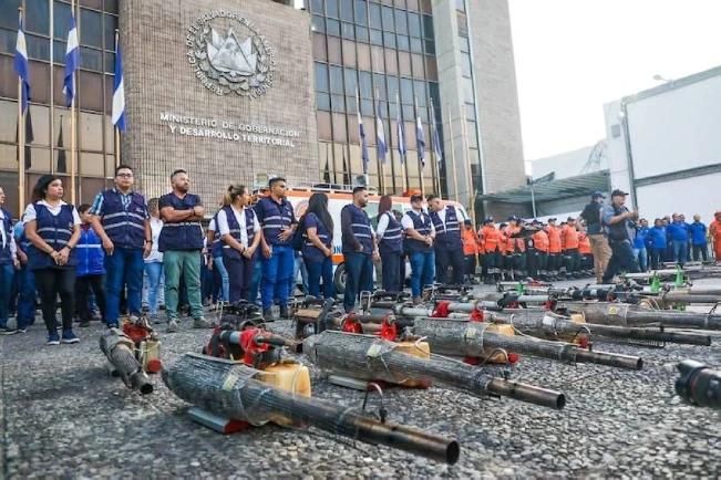 Lanzan campaña de fumigación contra proliferación de zancudos