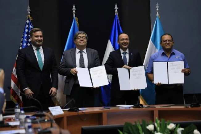 El Salvador, Guatemala y Honduras acuerdan plan regional contra la criminalidad