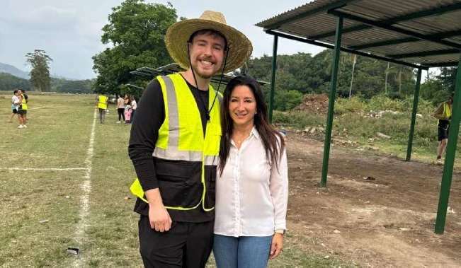 MrBeast y Michelle Sol confirman proyecto de viviendas en San Vicente