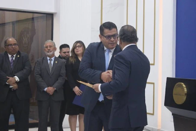 CNJ entrega a la Asamblea lista de 30 candidatos a magistrados para la CSJ