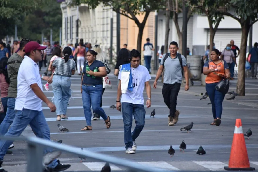 Más de 362,600 jóvenes entre 15 y 29 años no estudian ni trabajan en El Salvador