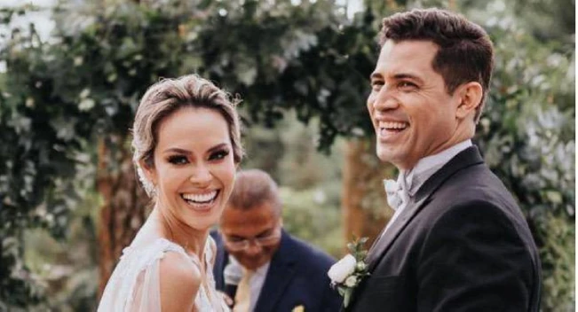 Luciana Sandoval fue cautivada por su actual esposo desde antes de su primer matrimonio