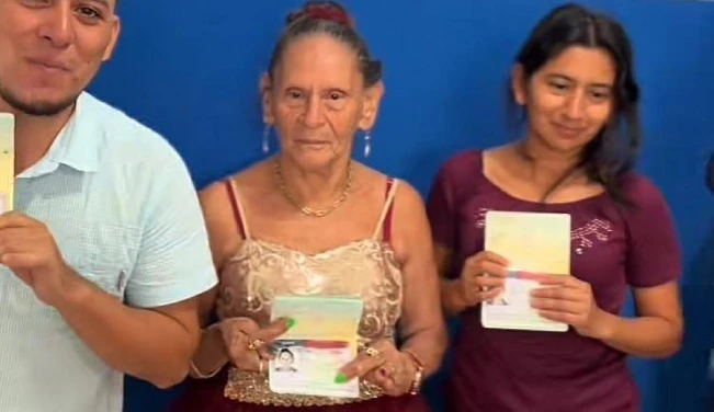 Yajaira consigue su visa estadounidense y ¡se va de viaje a Los Ángeles!