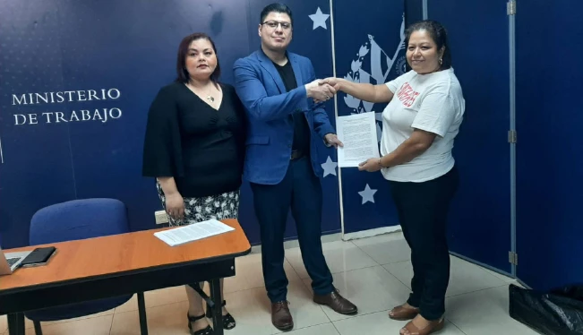 Sindicato pide fijar un salario mínimo para trabajadoras domésticas