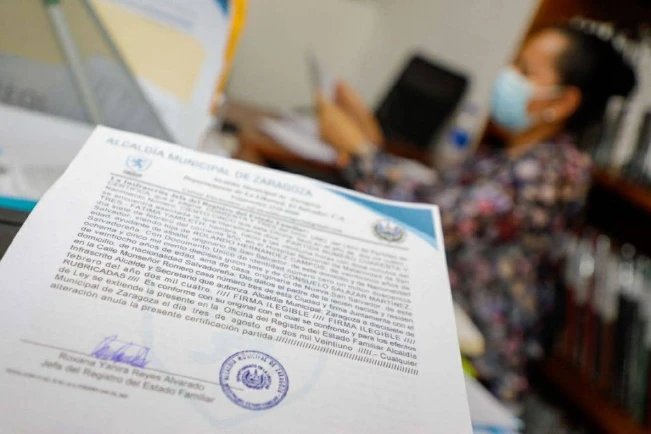 ¿Cuánto tiempo tendrán los salvadoreños para inscribir un nacimiento o una defunción?